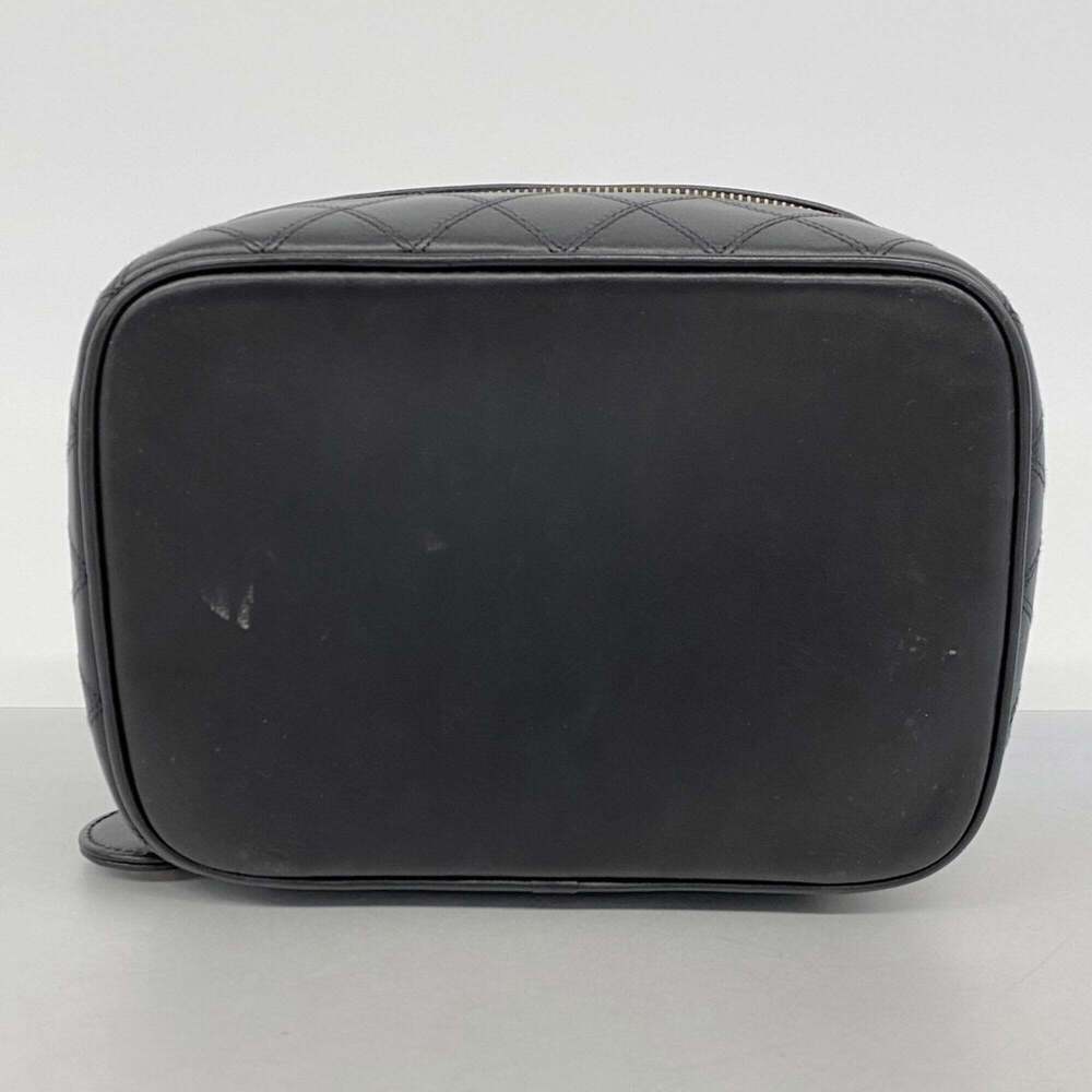 CHANEL Black Lambskin Leather Vanity Bag - Picture 3 of 11